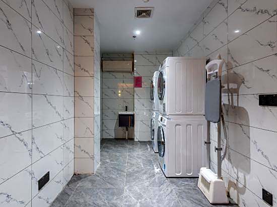 Liangyou Qicheng Hotel (Guangzhou Sanyuanli Branch)