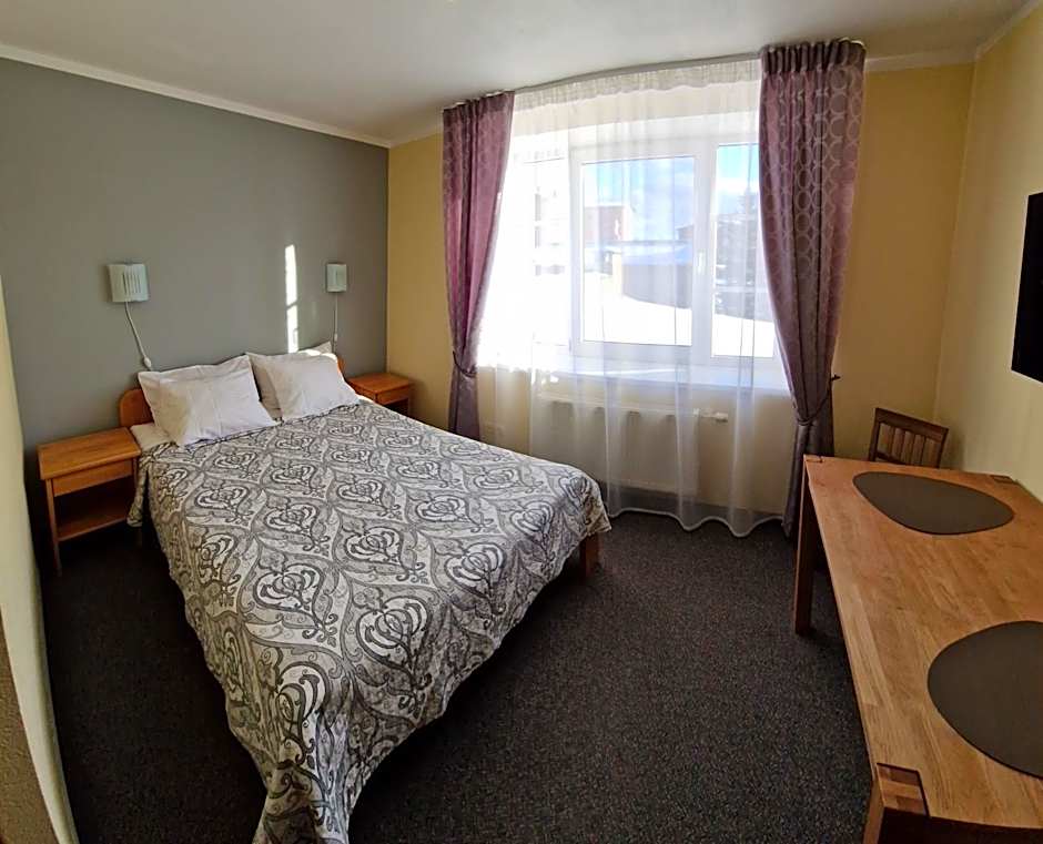 Linda Hotel