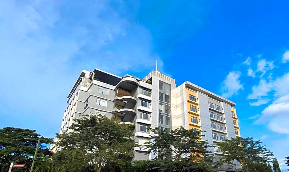 Paseo Premiere Hotel