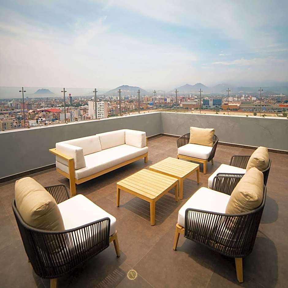 DoubleTree by Hilton Trujillo