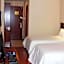 GreenTree Inn Xuzhou High Speed Railway Zhangqian Square Business Hotel