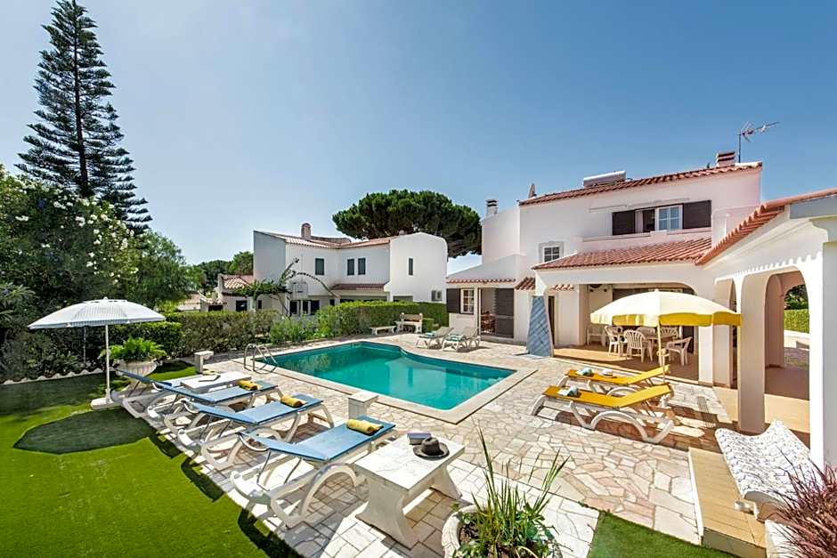 A Fantastic Place for Families, Hilton Hotel are and close to amenities