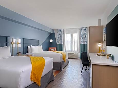 Standard Room with Two Queen Beds