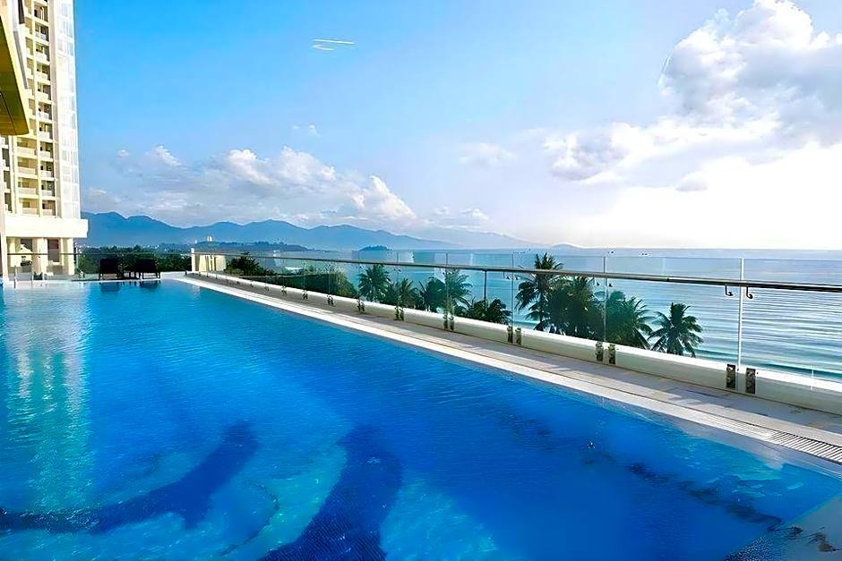 Photo 1 of 4 of Deluxe, Ocean View