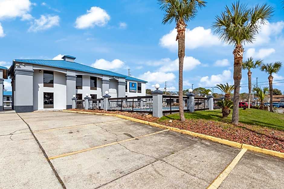 Regency Inn Near Boardwalk & Hurlburt Field