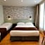 Hotel Cosmos