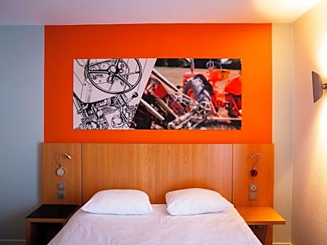 Standard Double Room - Lake Side