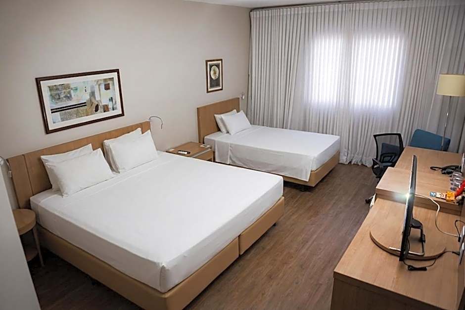 Comfort Suites Flamboyant