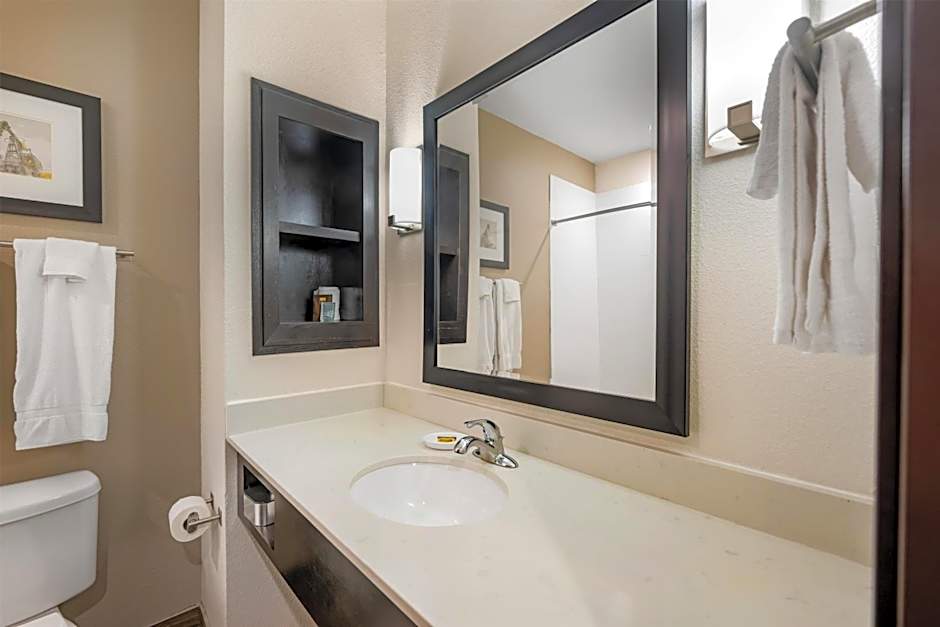Best Western Plus Big Lake Inn