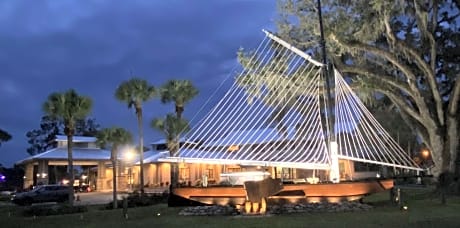 Best Western Crystal River Resort