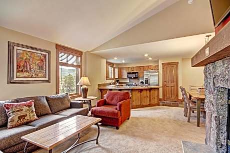 Deluxe Two-Bedroom Apartment