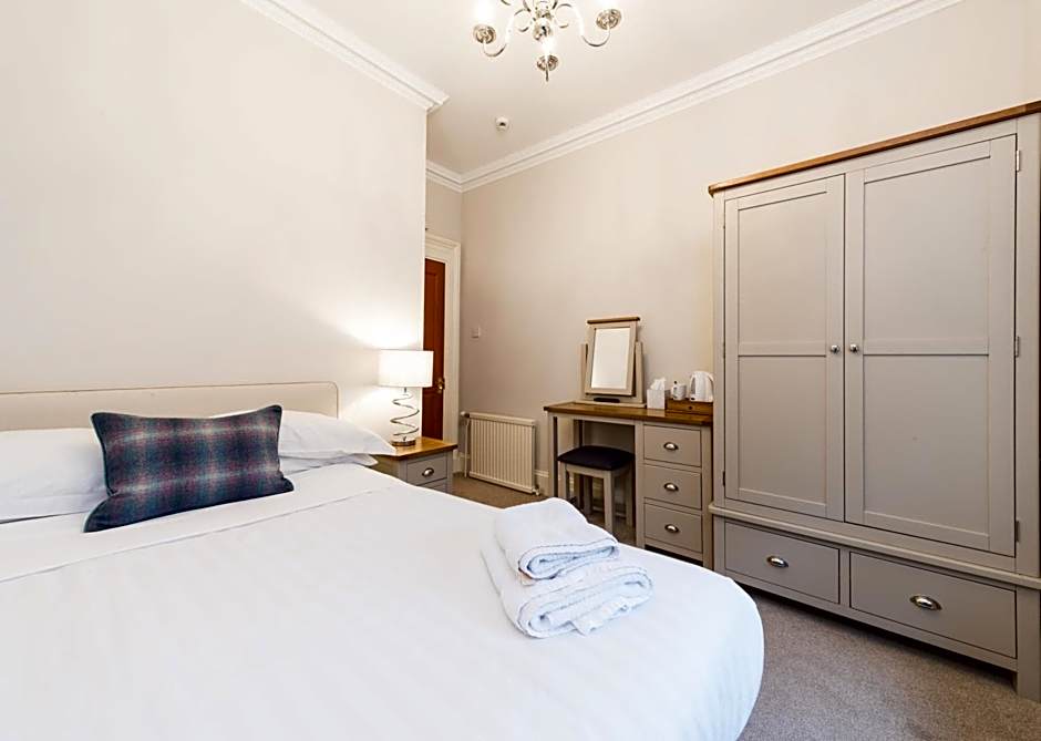 Sunbank House Metro Hotel