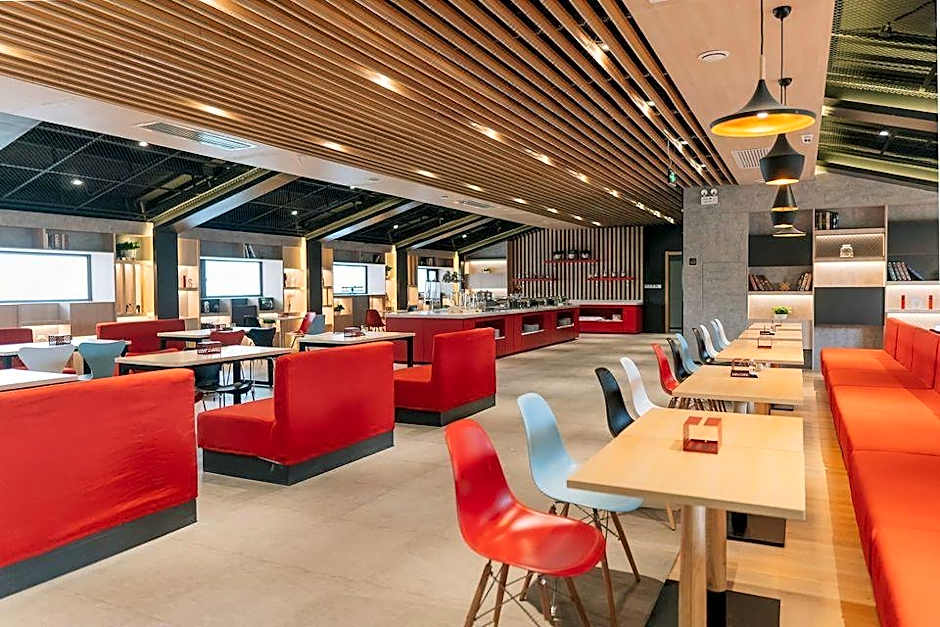 Ibis Taiyuan Qinxian Street Hotel