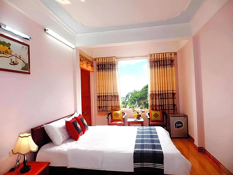 Tam Coc Panorama Hotel Restaurant and Vegan 