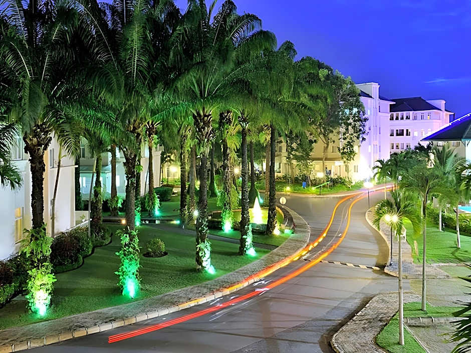 The Waterfront Residence