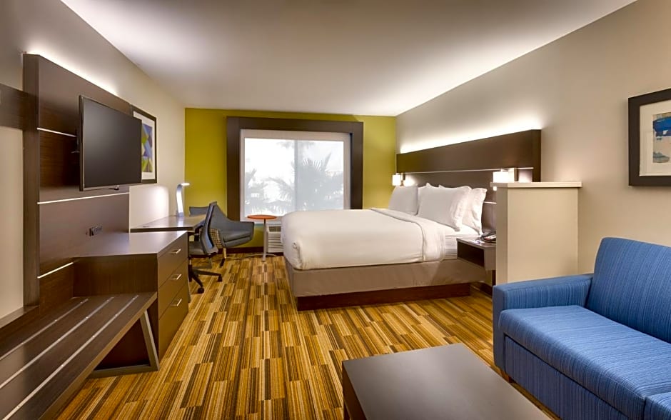 Holiday Inn Express & Suites El Paso I-10 East By IHG