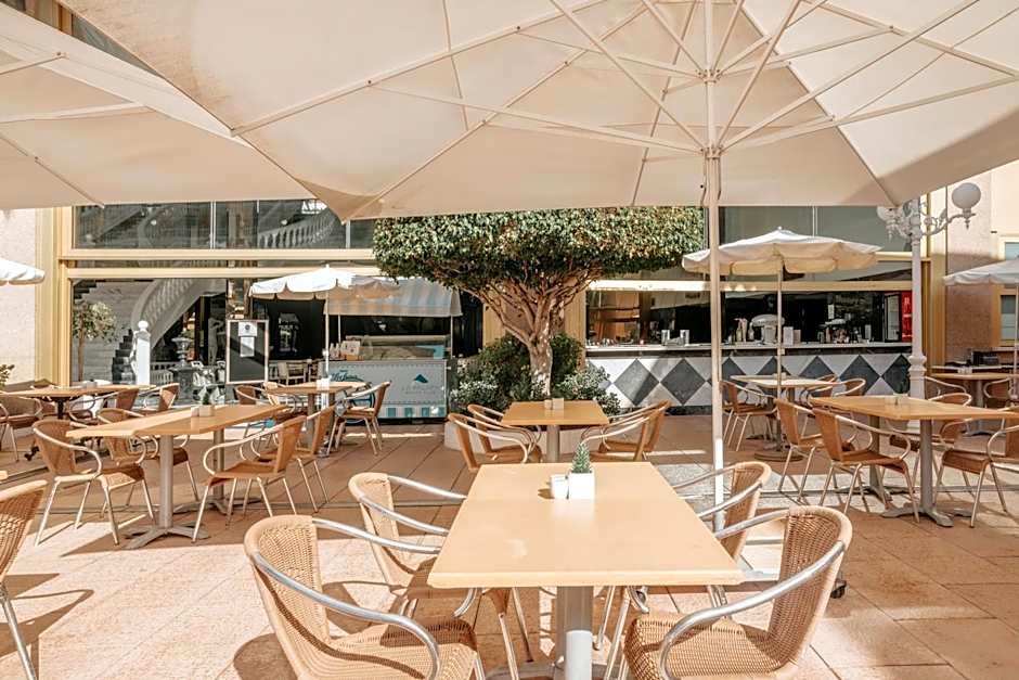 Hotel Cleopatra Palace