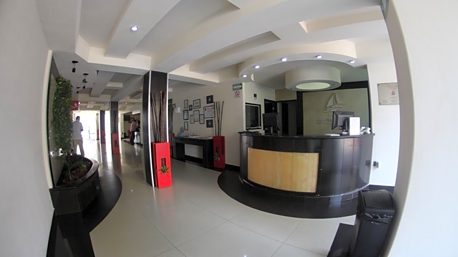 Hotel Portonovo Plaza Malecon