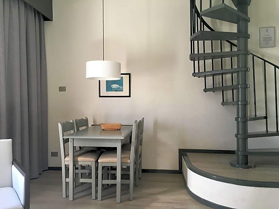 Apartamentos Hg Cristian Sur