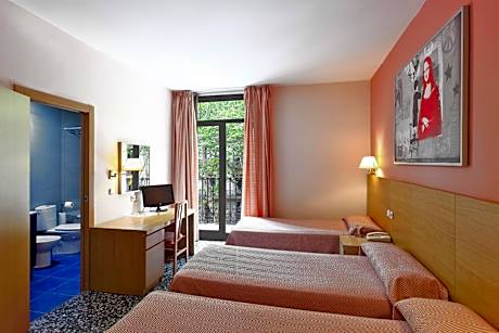 Triple Room with Balcony