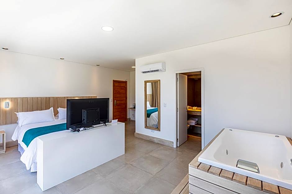 Live Hotel Boutique (Adults only)