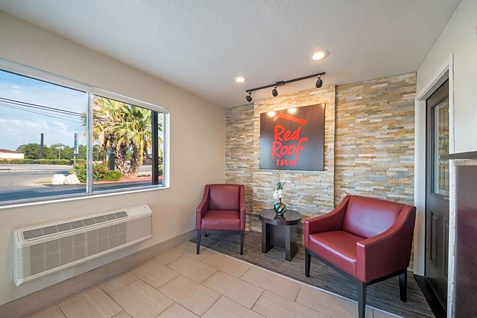 Red Roof Inn San Antonio E - Frost Bank Center