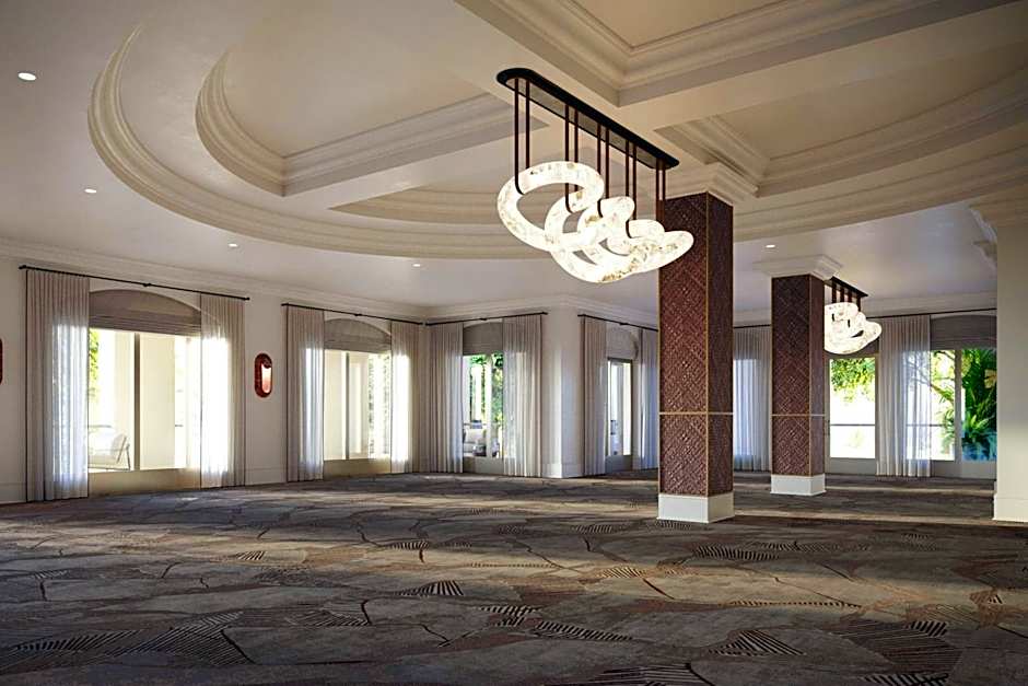 The Ritz-Carlton Naples, Tiburón