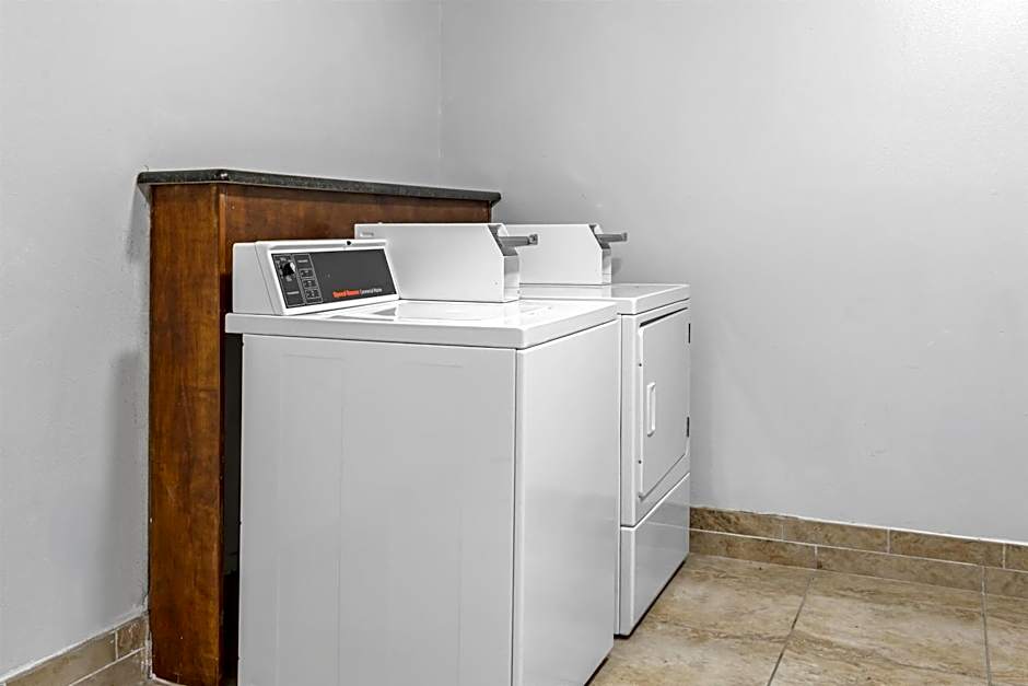 Best Western Plus Southpark Inn & Suites