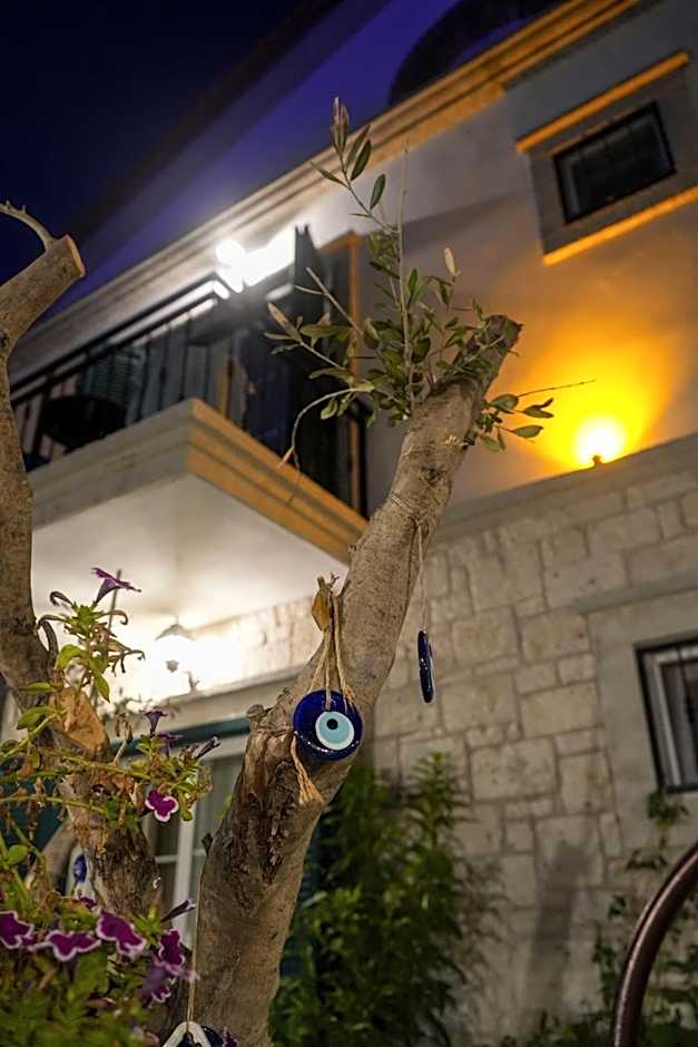 Muzeyyen Hanım Konagı Alacatı