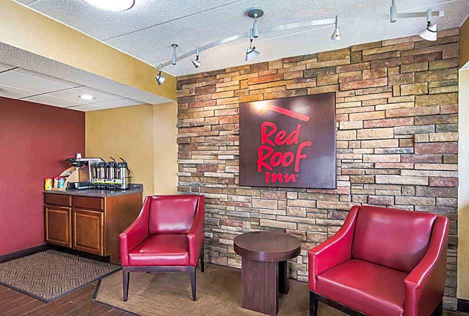 Red Roof Inn Hampton Coliseum & Convention Center – Hampton, VA