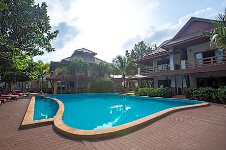 Nice Beach Resort
