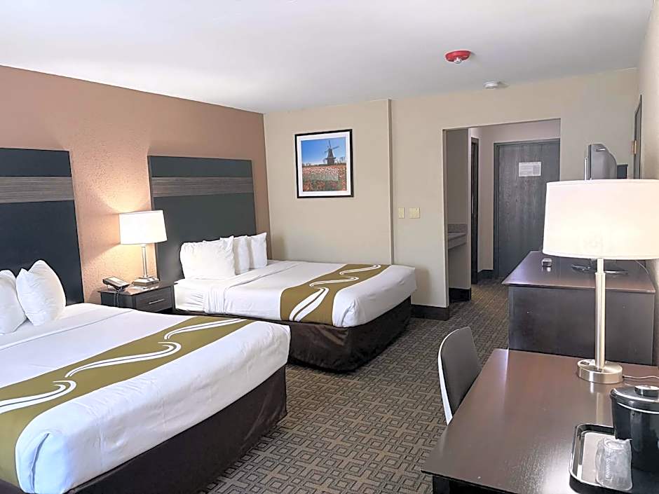 AmericInn by Wyndham Holland MI