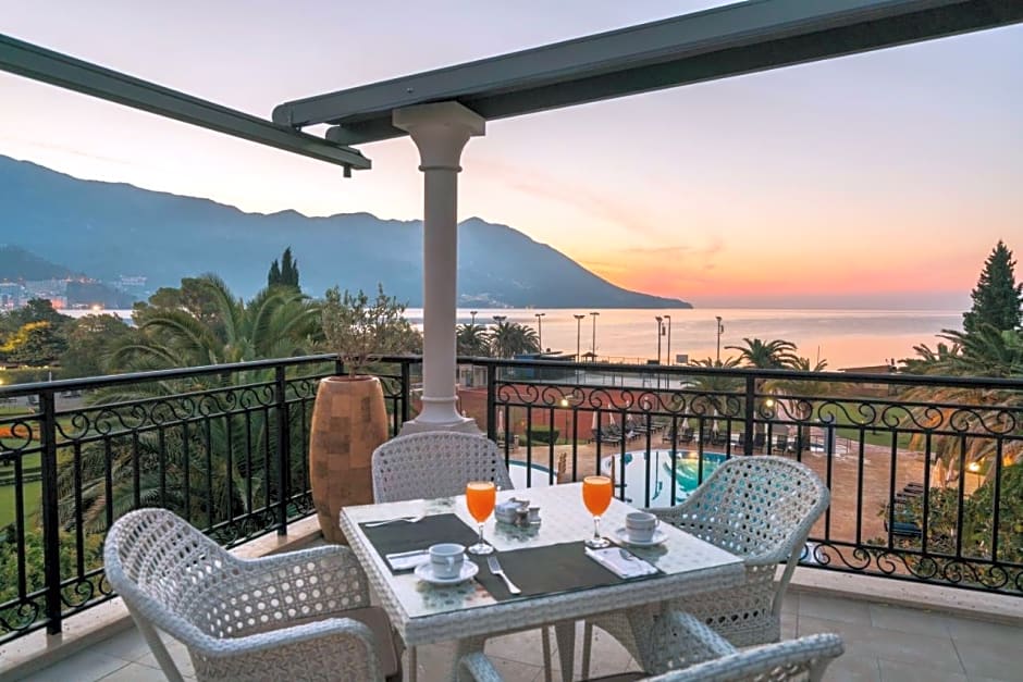 Iberostar Waves Bellevue