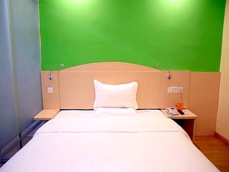 7Days Inn Ningbo Tianyi Square Zhongshan Mansion