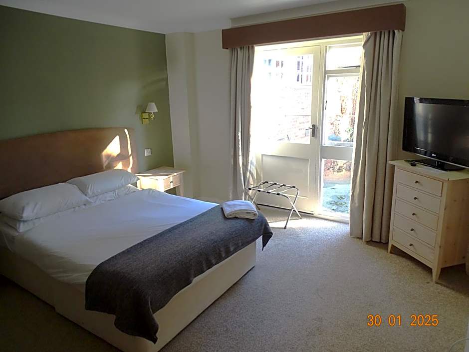 Donington Manor Hotel