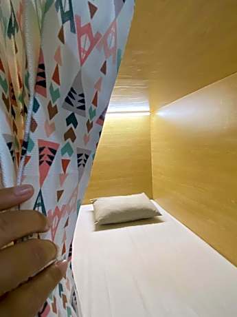 Mixed Dormitory Room