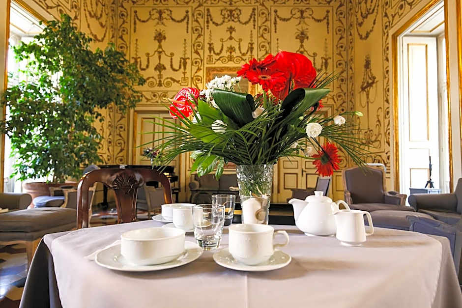 Decumani Hotel De Charme