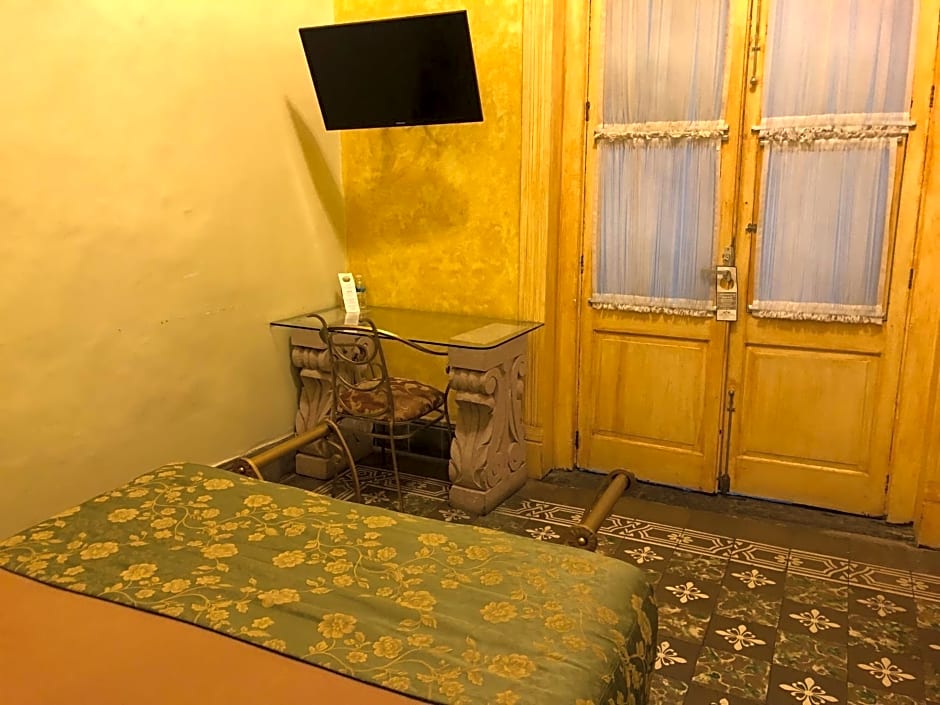 Hotel Elena