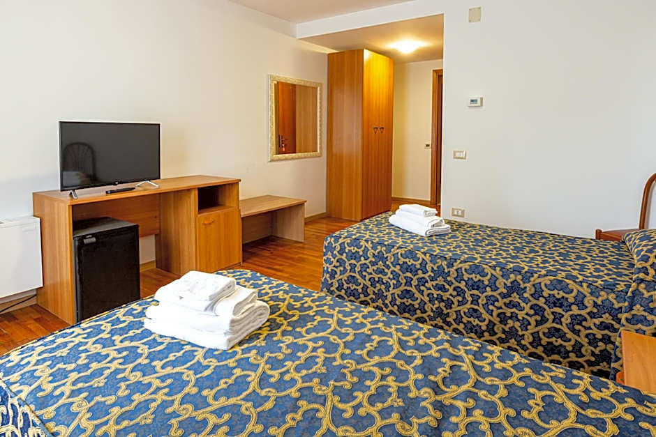 Hotel Villa Strassoldo "Ex Attianese Hotel Restaurant"