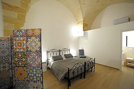 Double or Twin Room with Private Bathroom