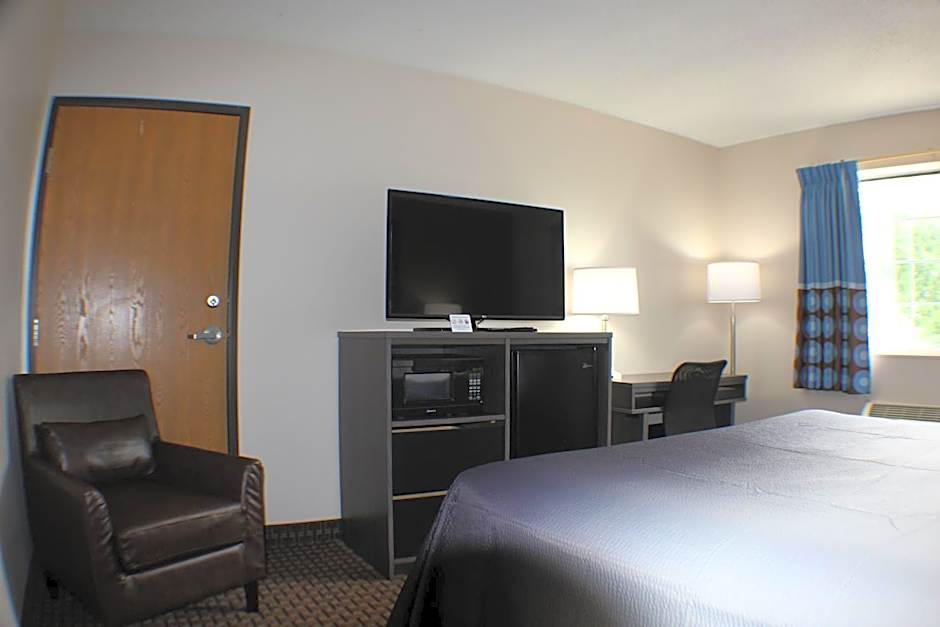 Super 8 by Wyndham Gardner