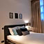 Romantic ground floor suite in Pijp near Sarphatipark