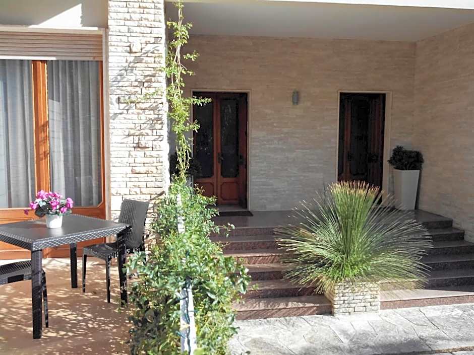 Villa Lazzari B&B Tra i due Mari