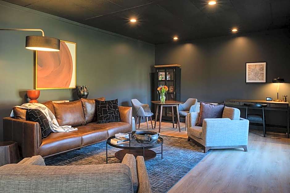 Trailhead by Weekender