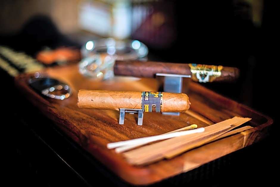 Seven Villa Hotel & Spa