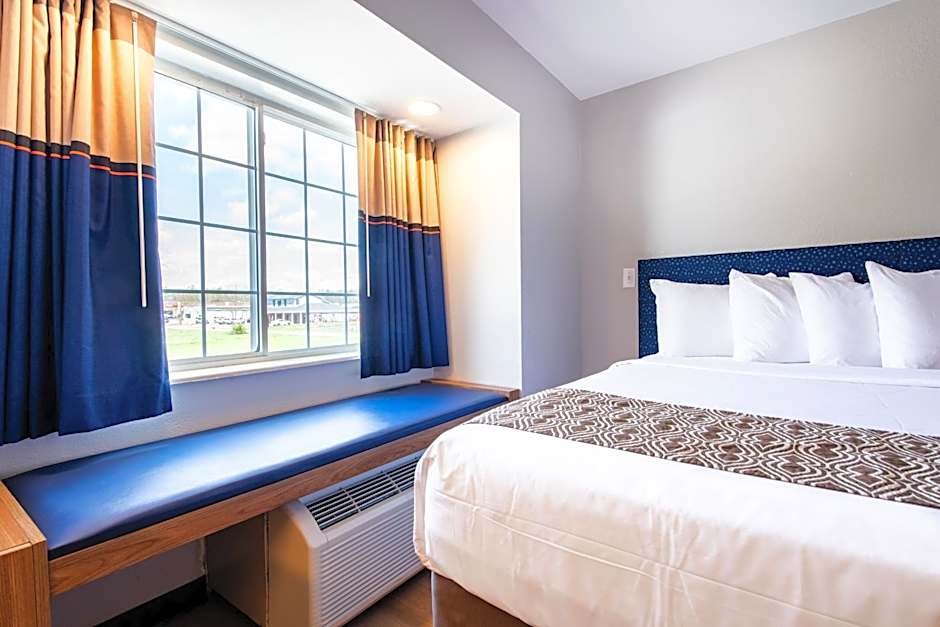 Microtel Inn & Suites by Wyndham London