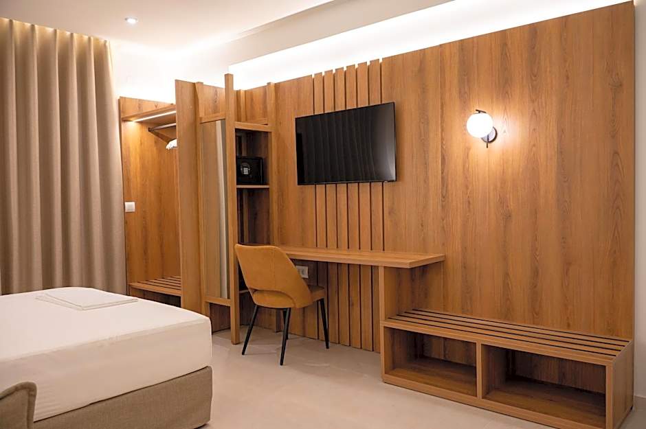 Sunrise SeaSide Suites