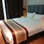 Amigo Hotel