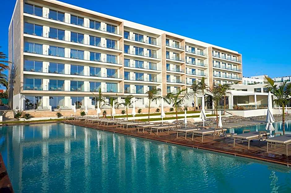 Sunrise Jade - Adults Only