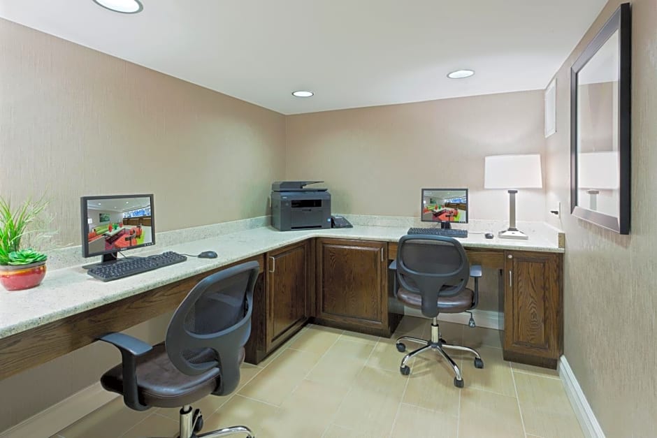 Holiday Inn Express - Neptune, an IHG Hotel